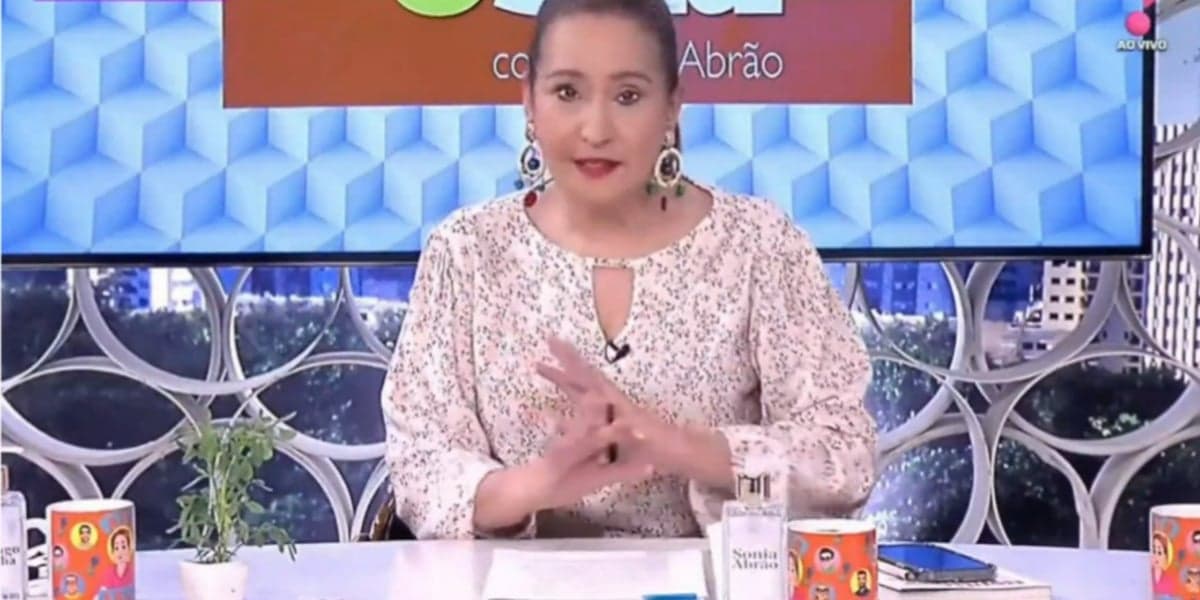Sonia Abrão se revoltou com demissão de ator da Globo (Foto: Reprodução/RedeTV!) Sonia Abrão se revoltou com demissão de ator da Globo (Foto: Reprodução/RedeTV!)