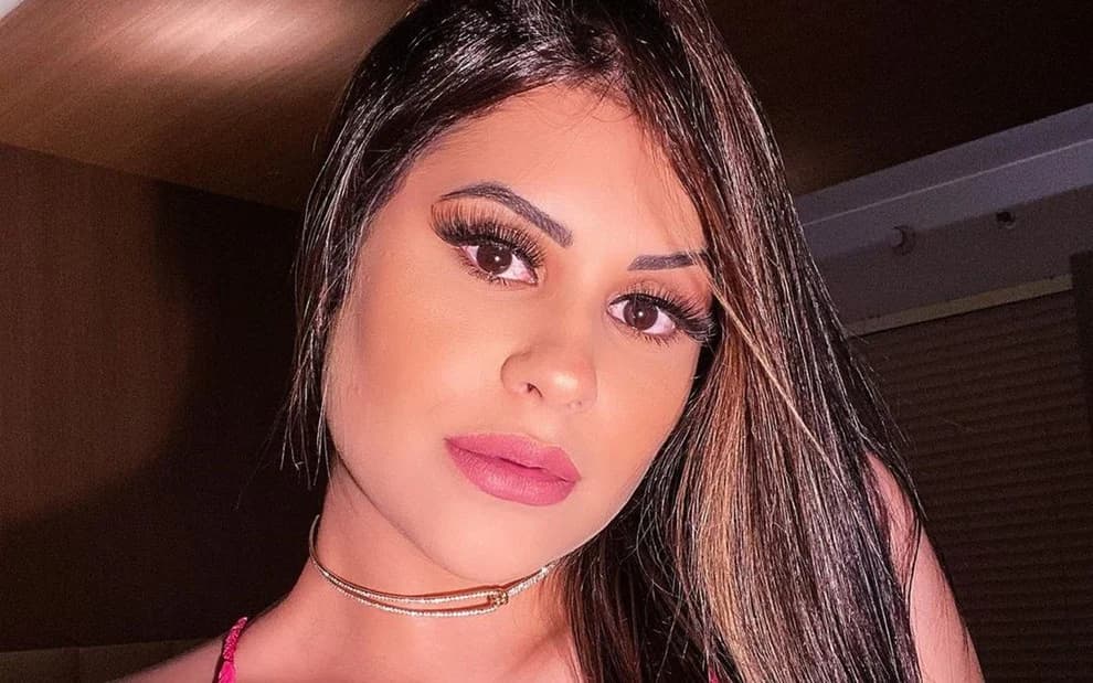 Ex-BBB Ana Paula Santos, conhecida como Bruxinha, participou da 18ª edição do Big Brother Brasil, da Globo - Reprodução Ex-BBB Ana Paula Santos, conhecida como Bruxinha, participou da 18ª edição do Big Brother Brasil, da Globo - Reprodução