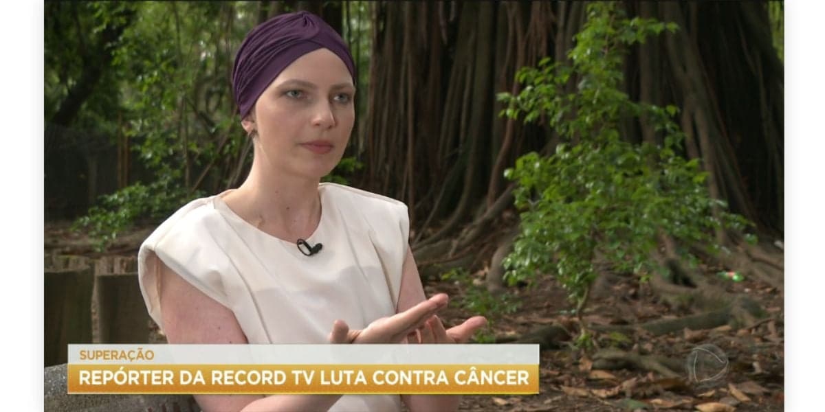 Estrela da Record fala sobre câncer durante matéria do Fala Brasil, de Mariana Godoy e Eduardo Ribeiro (Reprodução) Estrela da Record fala sobre câncer durante matéria do Fala Brasil, de Mariana Godoy e Eduardo Ribeiro (Reprodução)