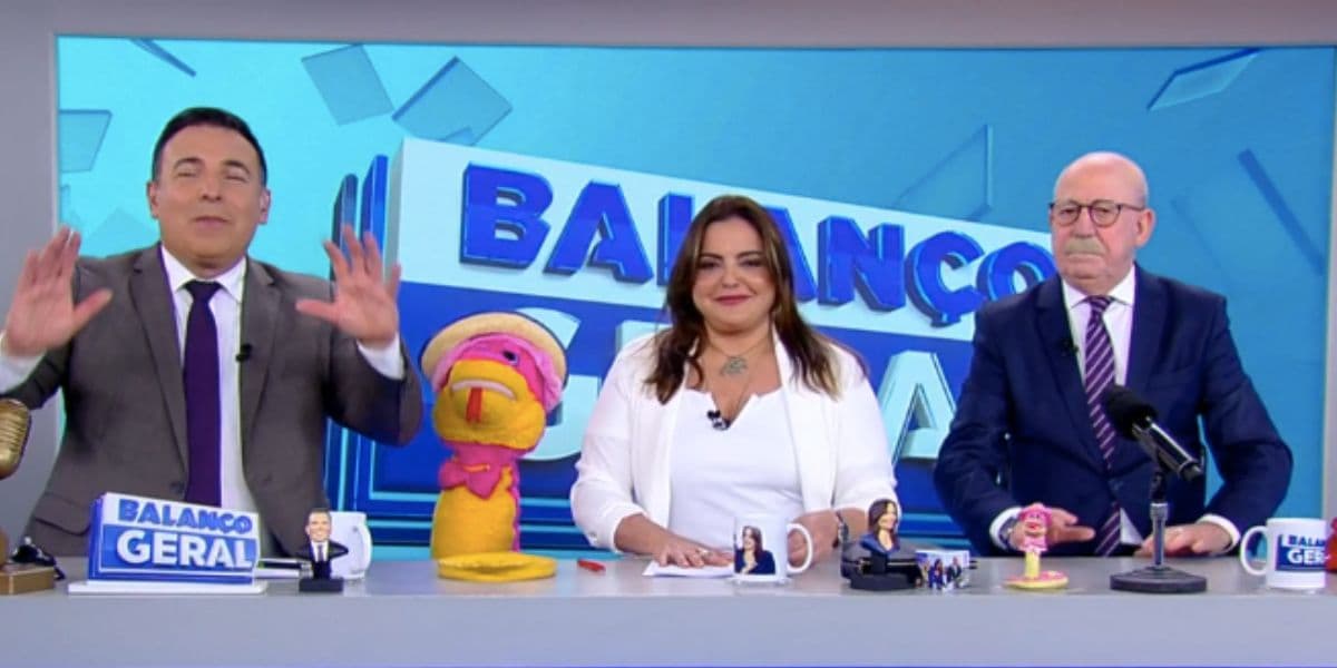 Reinaldo Gottino, Fabíola Reipert e Rodrigo Lombardi no Hora da Venenosa (Reprodução/ Record TV) Reinaldo Gottino, Fabíola Reipert e Rodrigo Lombardi no Hora da Venenosa (Reprodução/ Record TV)