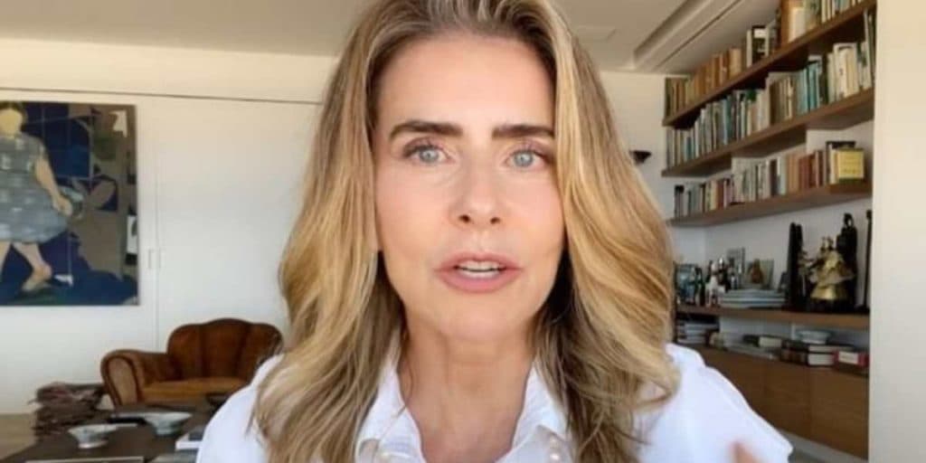 Maitê Proença larga Bolsonaro após elogiá-lo em 2018 e surge em campanha de Lula fazendo o 'L'