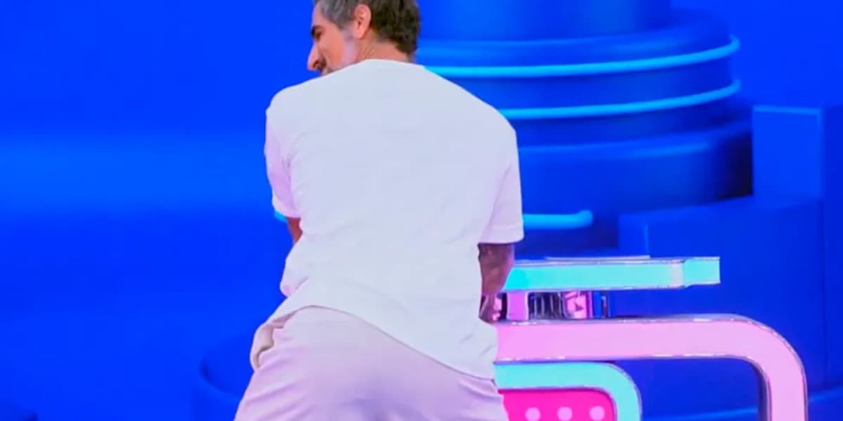 Marcos Mion dá uma reboladinha em seu programa após resposta inesperada (Foto Reprodução/Gshow) Marcos Mion dá uma reboladinha em seu programa após resposta inesperada (Foto Reprodução/Gshow)