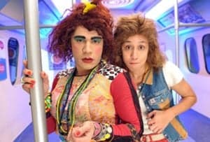 Thalita Carauta como a divertida Janete, amiga inseparável de Valéria Vasques (Rodrigo Sant'Anna) no quadro Metrô Zorra Brasil, extinto humorístico da Globo (Foto: Reprodução / Globo) Thalita Carauta como a divertida Janete, amiga inseparável de Valéria Vasques (Rodrigo Sant'Anna) no quadro Metrô Zorra Brasil, extinto humorístico da Globo (Foto: Reprodução / Globo)