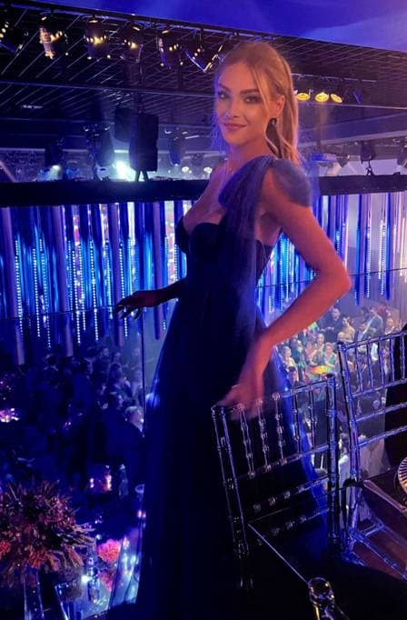 Ex-BBB Bárbara no casamento de Tiago Abravanel - Foto Reprodução Instagram Ex-BBB Bárbara no casamento de Tiago Abravanel - Foto Reprodução Instagram