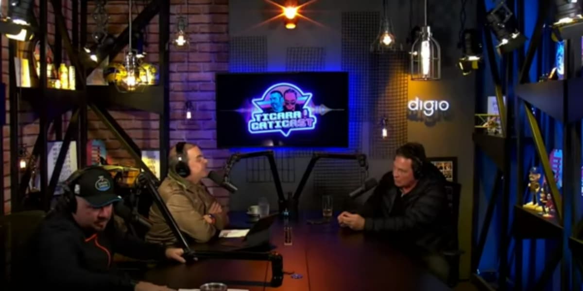 Luís Ricardo falou sobre Silvio Santos no "Ticaracaticast" (Foto: Reprodução/YouTube) Luís Ricardo falou sobre Silvio Santos no "Ticaracaticast" (Foto: Reprodução/YouTube)