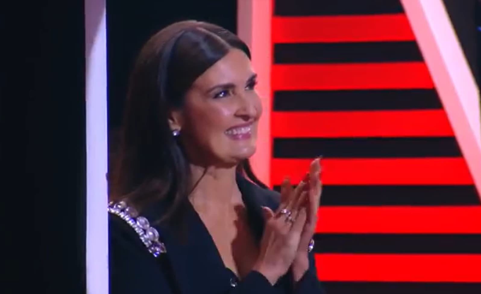 Fátima Bernardes se emocionou no palco do The Voice Fátima Bernardes se emocionou no palco do The Voice