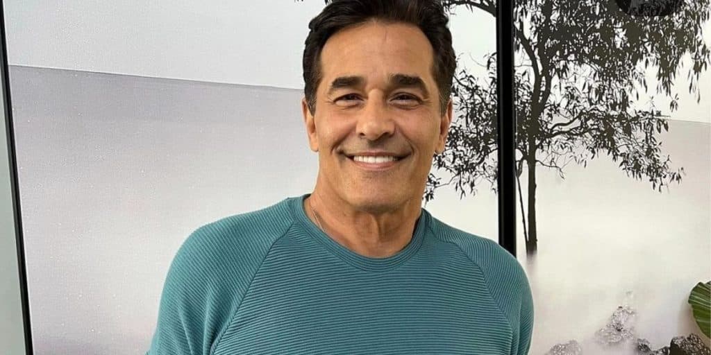 Acredite se quiser, Luciano Szafir casou com esta beleza recentemente, que é 14 anos mais jovem do que ele