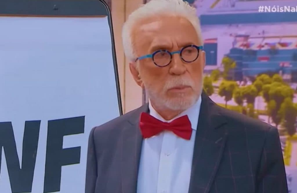 Moacyr Franco recebe difícil notícia da Band e tem contagem regressiva para sair do ar