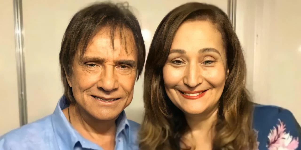 Sonia Abrão escancarou o motivo que a fez passar 7h trancada no banheiro por Roberto Carlos - Foto Reprodução Sonia Abrão escancarou o motivo que a fez passar 7h trancada no banheiro por Roberto Carlos - Foto Reprodução