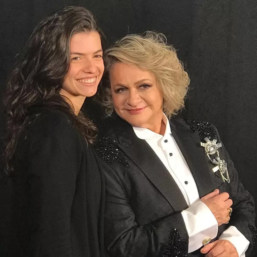 http://tvfoco.uai.com.br/wp-content/uploads/2015/05/Daniela-Mercury.jpg http://tvfoco.uai.com.br/wp-content/uploads/2015/05/Daniela-Mercury.jpg
