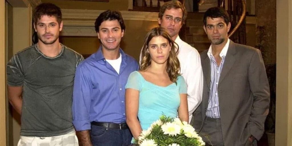 Galã da Globo foi visto com namorado, admitiu ter sido arrancado do armário à força e agora sumiu da TV