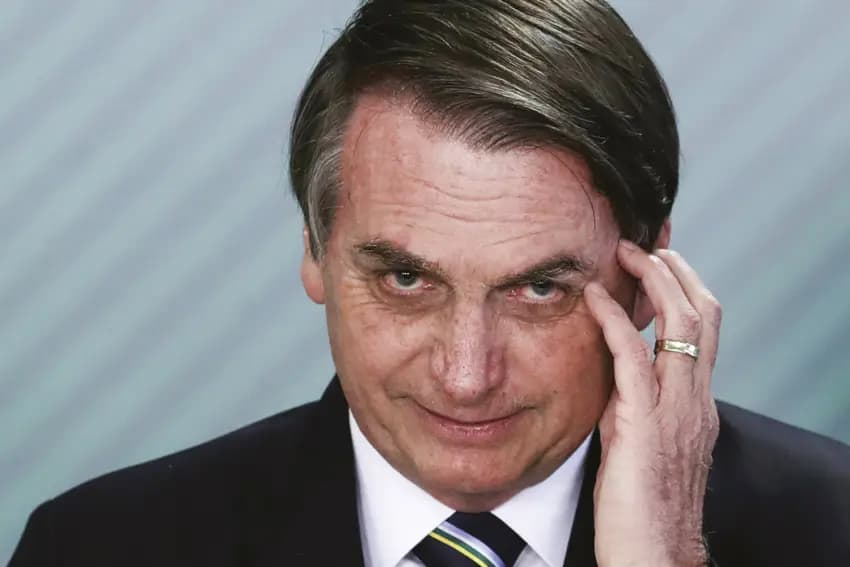 O presidente Jair Bolsonaro, deu a Gusttavo Lima sigilo de 100 anos em cachê de valor milionário, segundo informações de famoso site - Foto Reprodução O presidente Jair Bolsonaro, deu a Gusttavo Lima sigilo de 100 anos em cachê de valor milionário, segundo informações de famoso site - Foto Reprodução