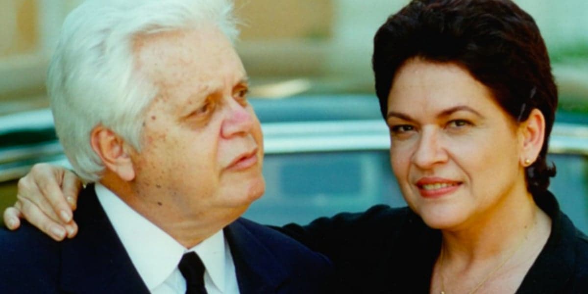Cláudio Corrêa e Castro e Regina Dourado em "Anjo Mau" (Foto: Divulgação/TV Globo) Cláudio Corrêa e Castro e Regina Dourado em "Anjo Mau" (Foto: Divulgação/TV Globo)