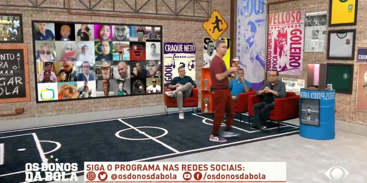 Neto se revolta ao mexer em taça de cenário do Os Donos da Bola Neto se revolta ao mexer em taça de cenário do Os Donos da Bola