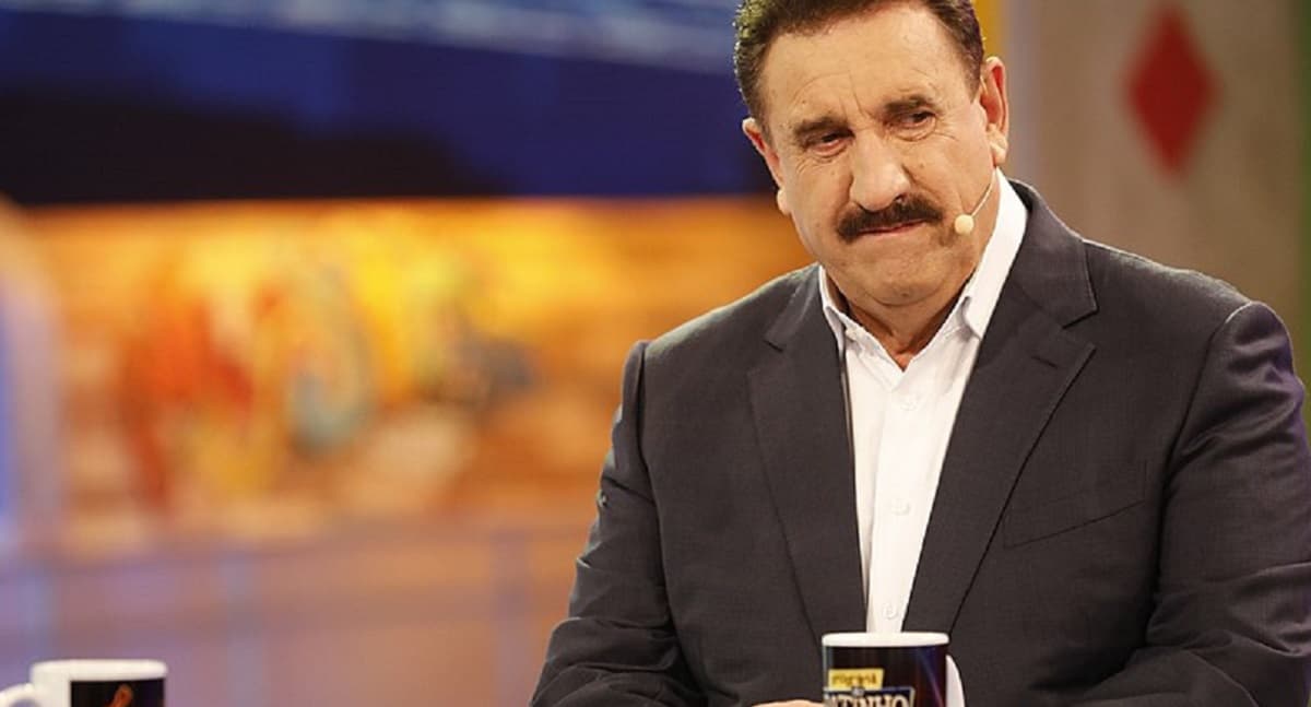 Ratinho se revoltou ao vivo no SBT - Foto: Divulgação/SBT Ratinho se revoltou ao vivo no SBT - Foto: Divulgação/SBT