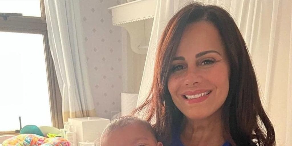Viviane Araújo mostra clique raro do filho e o quanto ele é idêntico ao pai choca: "Pariu o xerox do marido"