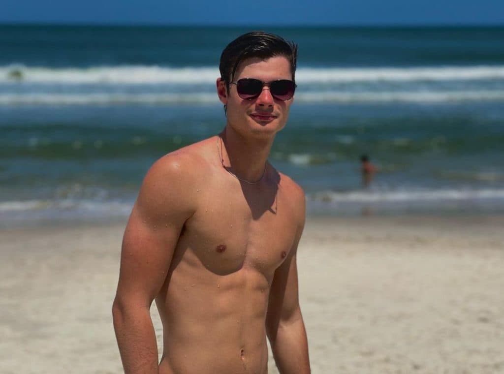 João, filho de Fábio Assunção, impressiona por beleza (Reprodução) João, filho de Fábio Assunção, impressiona por beleza (Reprodução)