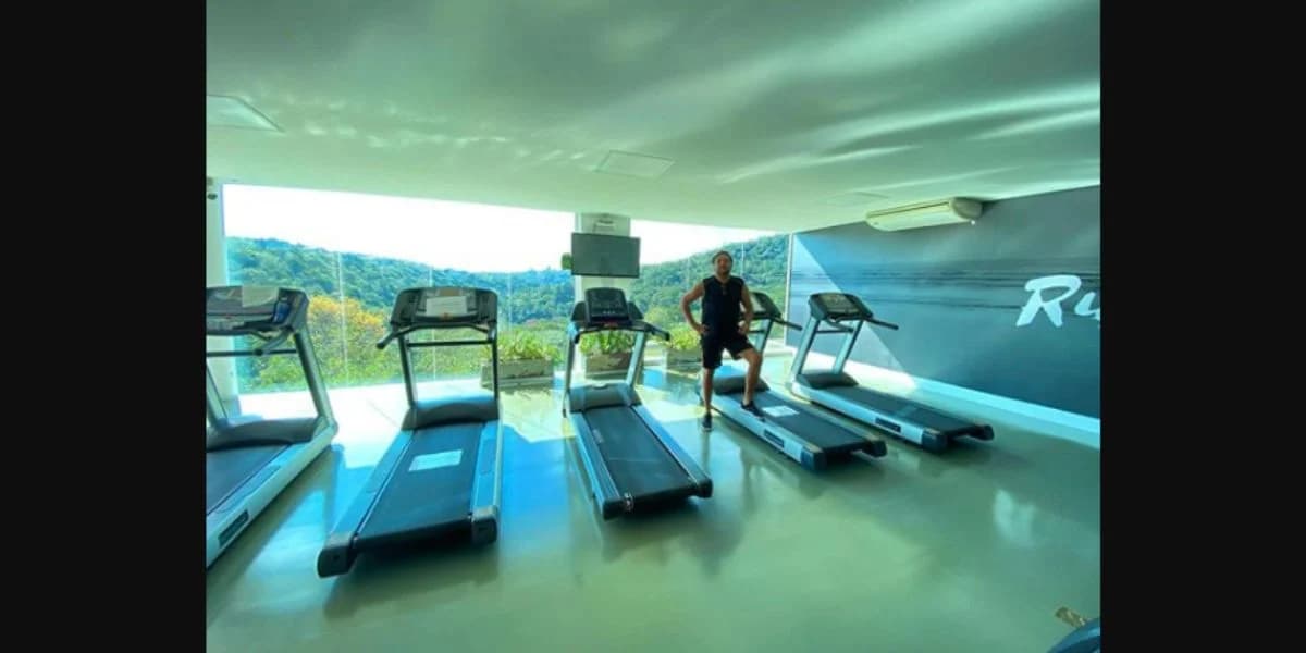 A mansão que Geraldo Luís vive com o seu maior amor tem mirante, spa e academia, e deixa qualquer um de queixo caído - Foto Reprodução A mansão que Geraldo Luís vive com o seu maior amor tem mirante, spa e academia, e deixa qualquer um de queixo caído - Foto Reprodução