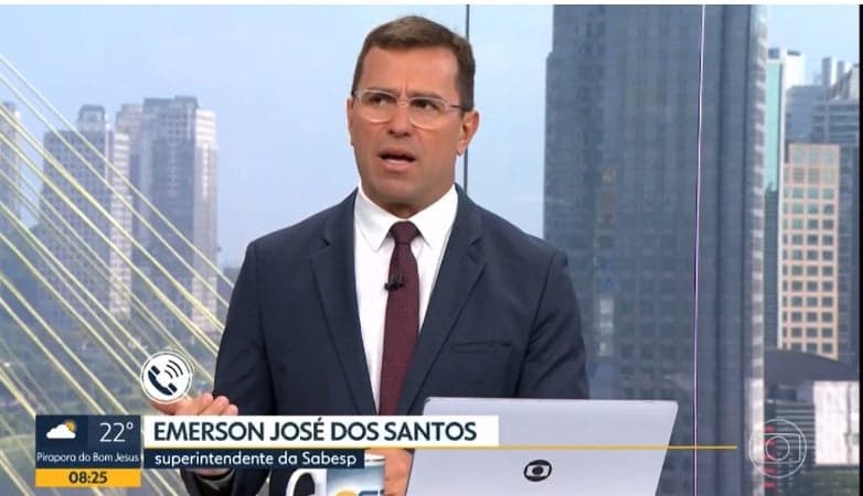 Bocardi se atrapalhou com duas falhas no Bom Dia São Paulo Bocardi se atrapalhou com duas falhas no Bom Dia São Paulo