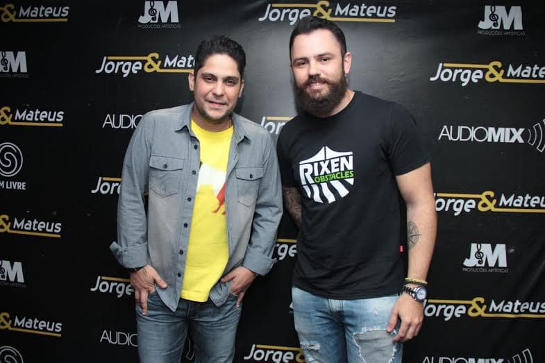 Jorge e Mateus dupla recebe esta fortuna por um único show e passa até Bruno e Marrone para trás - Foto Reprodução Jorge e Mateus dupla recebe esta fortuna por um único show e passa até Bruno e Marrone para trás - Foto Reprodução