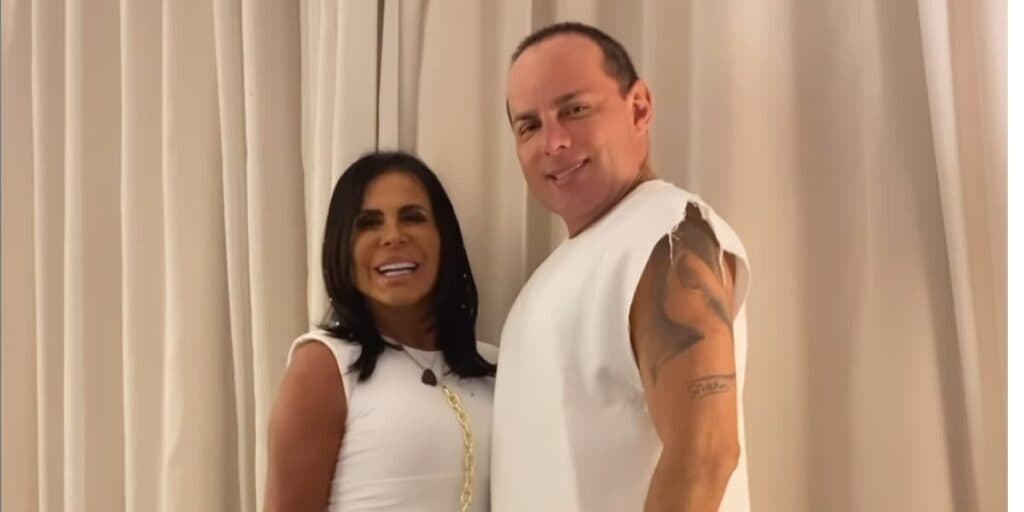 Marido de Gretchen deixa recado em cima da mesa e surpreende a cantora: "A gente não combina"