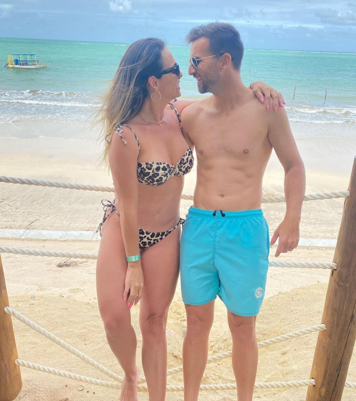 Filha de Chitãozinho impressiona com beleza (Reprodução) Filha de Chitãozinho impressiona com beleza (Reprodução)