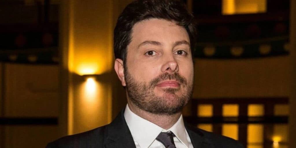 Danilo Gentili entrega que apresentador da Globo cravou guerra em tribunais contra ele e confessa sentença