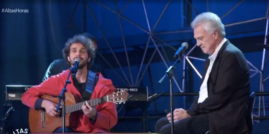 Pedro Bial aparece ao lado do filho gato, Theo, e faz declaração de amor rara em forma de música (Foto: Reprodução / Globo) Pedro Bial aparece ao lado do filho gato, Theo, e faz declaração de amor rara em forma de música (Foto: Reprodução / Globo)