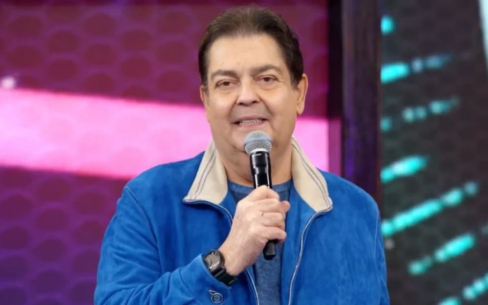 Produtor que trabalhou com Faustão pediu para que o famoso parasse de “destruir” e casamento dele e fato está dando muito o que falar - Foto Reprodução Produtor que trabalhou com Faustão pediu para que o famoso parasse de “destruir” e casamento dele e fato está dando muito o que falar - Foto Reprodução