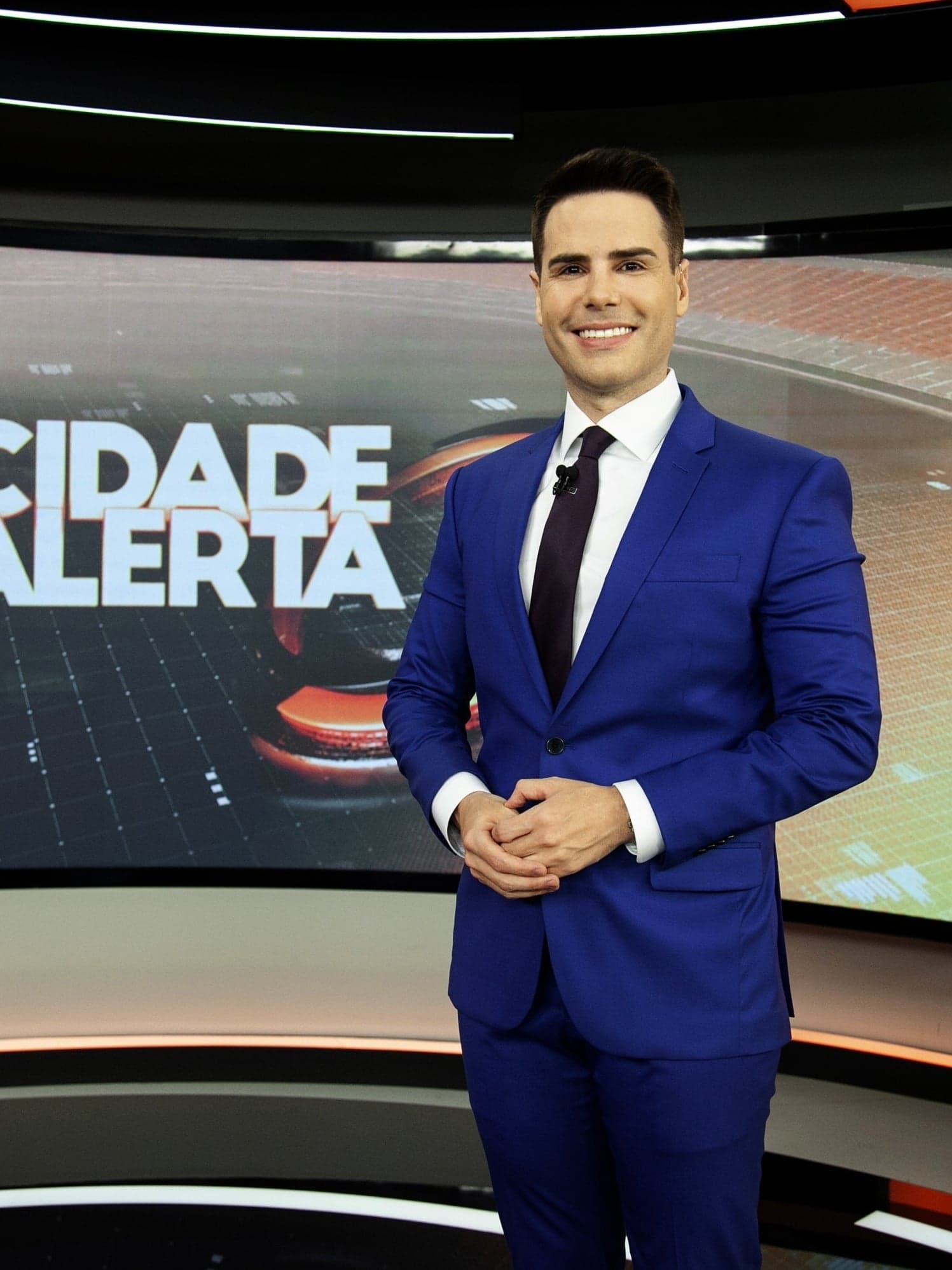 Luiz Bacci é sincero ao revelar o que funcionário da Record fez com seu carro (Reprodução - Cidade Alerta - RecordTV) Luiz Bacci é sincero ao revelar o que funcionário da Record fez com seu carro (Reprodução - Cidade Alerta - RecordTV)