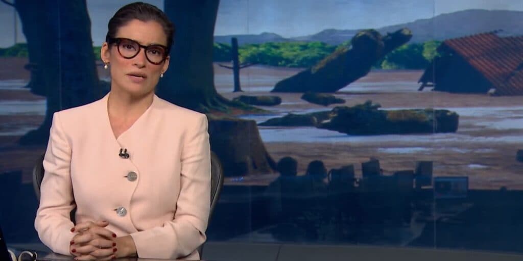 Cena ao vivo abala Renata Vasconcellos no JN e público fica comovido com momento no horário nobre da Globo