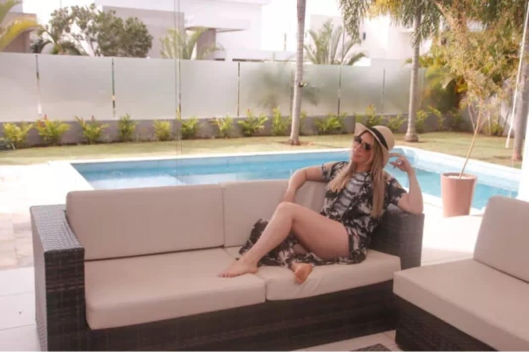 A mansão da cantora sertaneja - Foto Reprodução Internet A mansão da cantora sertaneja - Foto Reprodução Internet