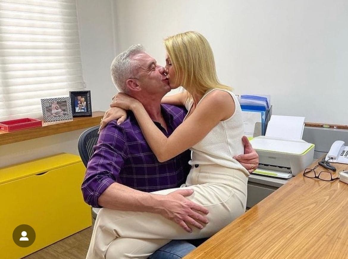 Ana Hickmann, da Record, se depara com forte relado do seu esposo Alexandre Corrêa , onde entrega tudo o que viveu em casamento de 25 anos - Foto Reprodução Instagram Ana Hickmann, da Record, se depara com forte relado do seu esposo Alexandre Corrêa , onde entrega tudo o que viveu em casamento de 25 anos - Foto Reprodução Instagram