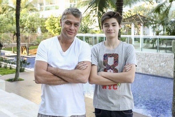 Filho de Fábio Assunção é convidado por Huck, conta mentira no palco do programa e acaba desmascarado - Foto Reprodução Filho de Fábio Assunção é convidado por Huck, conta mentira no palco do programa e acaba desmascarado - Foto Reprodução