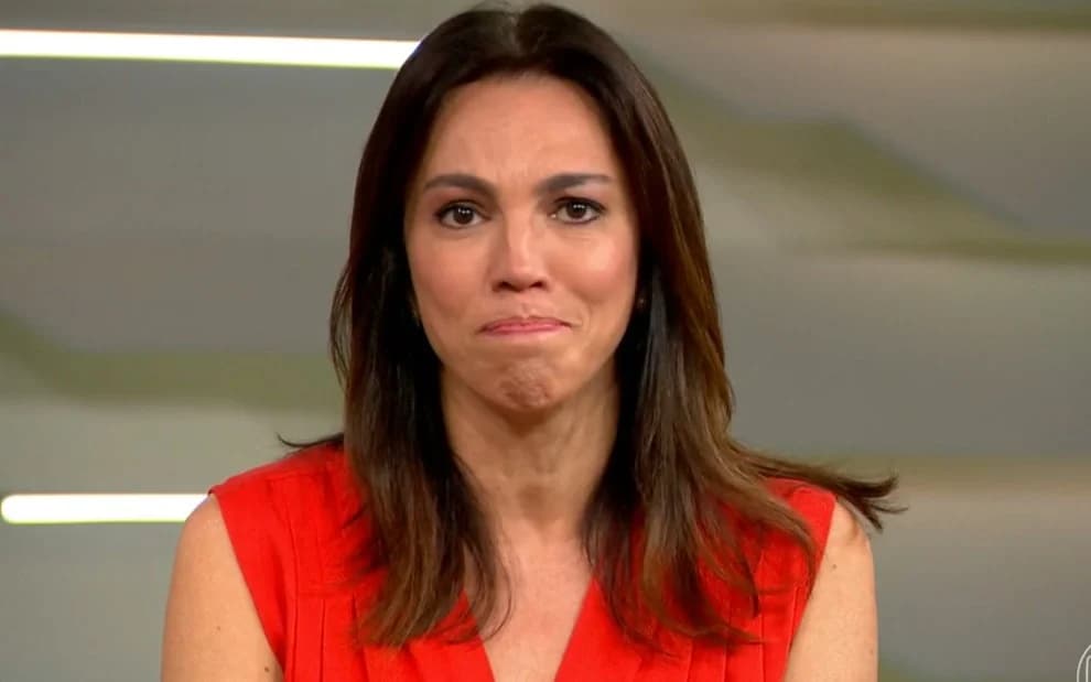 Ana Paula Araújo comunica morte de Glória Maria, na Globo - Foto Reprodução Globo Ana Paula Araújo comunica morte de Glória Maria, na Globo - Foto Reprodução Globo
