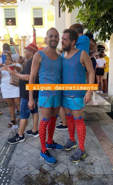 Irandhir Santos, que brilhou muito em Pantanal, da Globo, gay assumido, tem raro flagra público com marido - Foto Reprodução Instagram Irandhir Santos, que brilhou muito em Pantanal, da Globo, gay assumido, tem raro flagra público com marido - Foto Reprodução Instagram