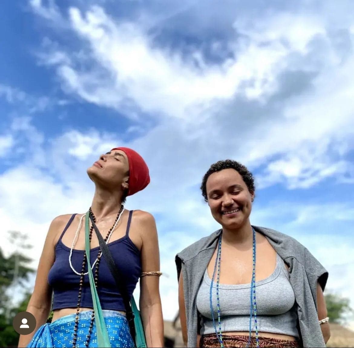 Irreconhecível atriz da Globo, ex de Caio Castro, surge em foto com mulher que vive relação e bem diferente - Foto Reprodução Irreconhecível atriz da Globo, ex de Caio Castro, surge em foto com mulher que vive relação e bem diferente - Foto Reprodução