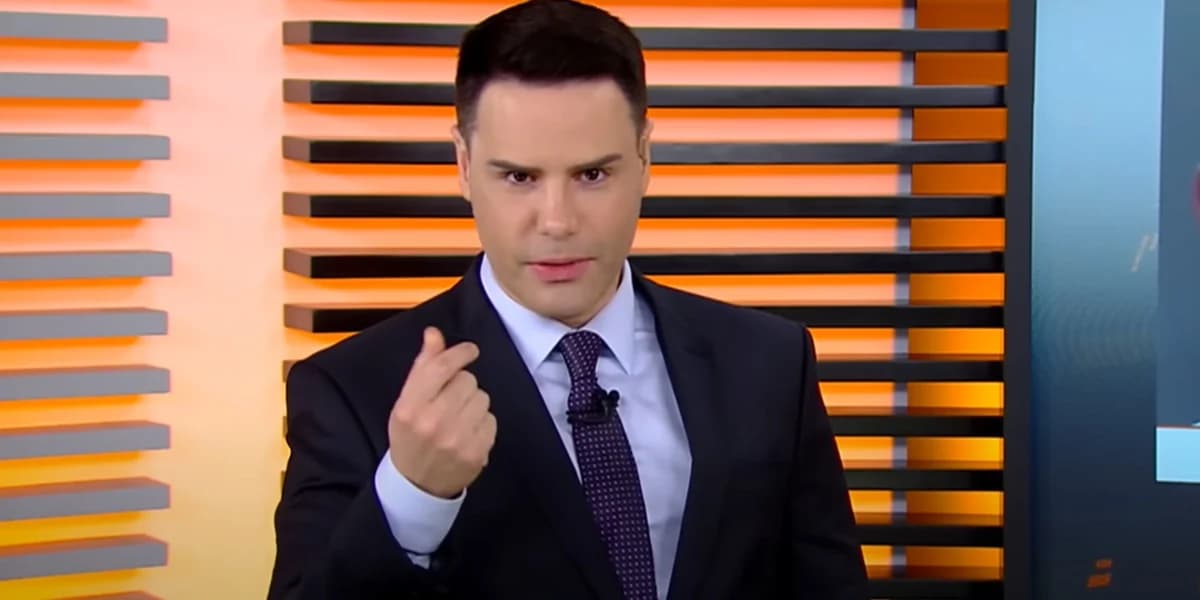 Luiz Bacci âncora da Record ganha esta fortuna no Cidade Alerta e supera muitos globais - Foto Reprodução Luiz Bacci âncora da Record ganha esta fortuna no Cidade Alerta e supera muitos globais - Foto Reprodução