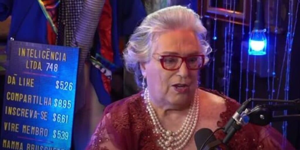 Mamma Bruschetta confessa festa privada de apresentador do SBT e situação inesquecível: "De cueca"