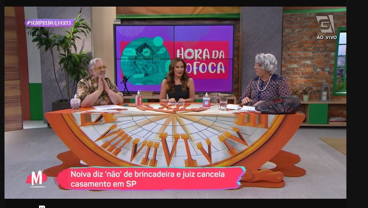 Na Gazeta, Leão Lobo entrega o que ouviu do pai de famoso do SBT Sempre achei que era gay - Foto Reprodução Na Gazeta, Leão Lobo entrega o que ouviu do pai de famoso do SBT Sempre achei que era gay - Foto Reprodução