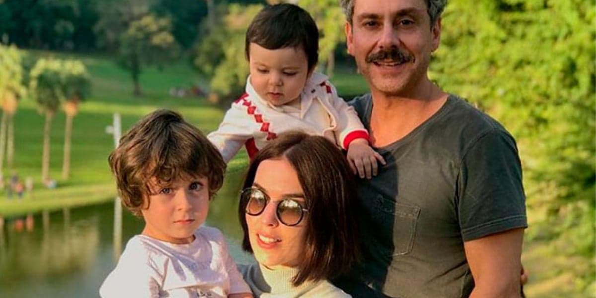 Famoso ao lado da família (Foto: Instagram) Famoso ao lado da família (Foto: Instagram)