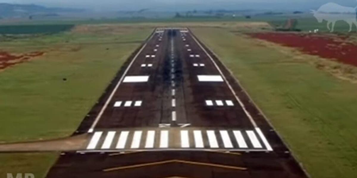 Pista de pouso da fazenda de Lima (Reprodução: Youtube) Pista de pouso da fazenda de Lima (Reprodução: Youtube)