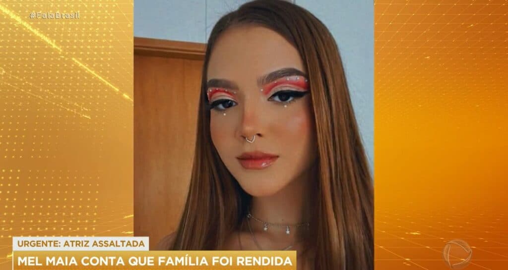 Record repercutiu o assaltado que vitimou a família de Mel Maia Record repercutiu o assaltado que vitimou a família de Mel Maia