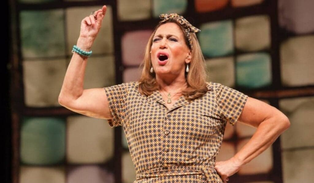 Susana Vieira como Shirley Valentine no teator Susana Vieira como Shirley Valentine no teator