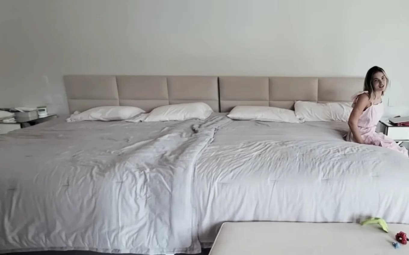 Virginia Fonseca e Zé Felipe, vivem em uma mansão que conta com bar, cinema, brinquedoteca e é uma das mais lindas do Brasil - Foto Reprodução YouTube Virginia Fonseca e Zé Felipe, vivem em uma mansão que conta com bar, cinema, brinquedoteca e é uma das mais lindas do Brasil - Foto Reprodução YouTube