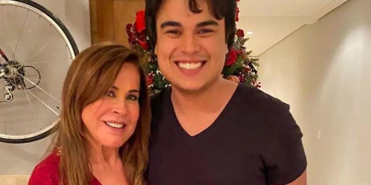 Zilu ao lado de filho, Igor Camargo, fruto do antigo relacionamento com Zezé Di Camargo (Foto: Reprodução / Instagram) Zilu ao lado de filho, Igor Camargo, fruto do antigo relacionamento com Zezé Di Camargo (Foto: Reprodução / Instagram)