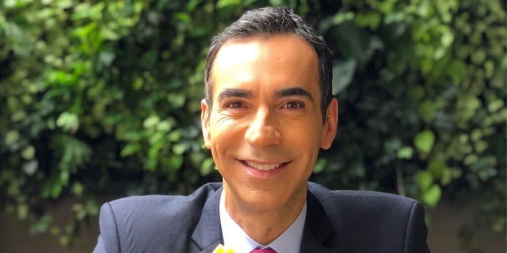 "Por favor", César Tralli faz pedido olhando às câmeras da Globo e vê JH deslanchar: Audiências 15/02