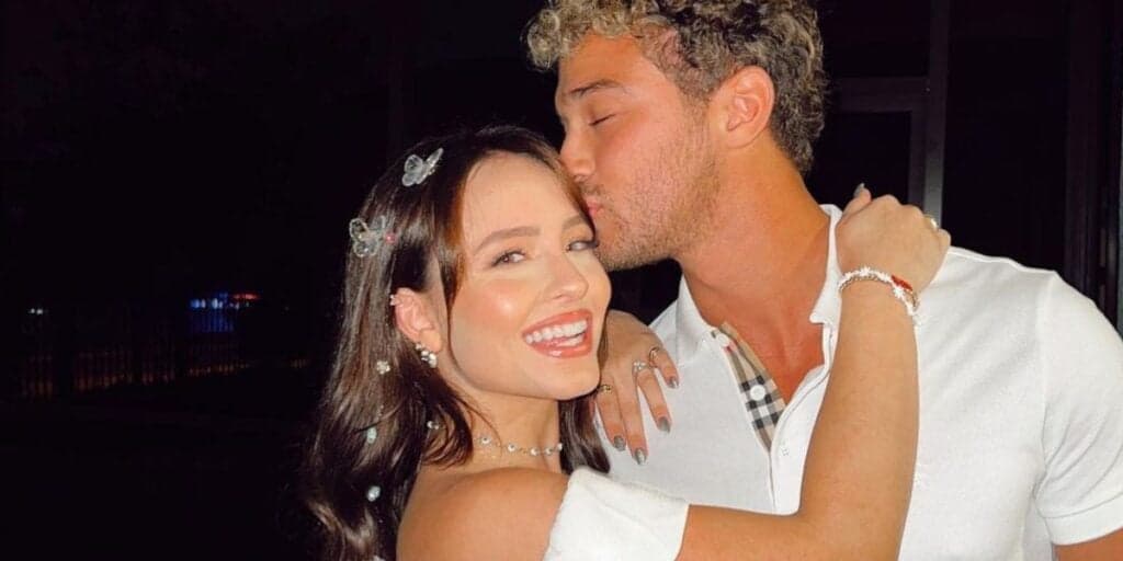 Larissa Manoela faz texto falando sobre André Luiz, seu noivo, e diz o que pensa: "Difícil de acreditar"