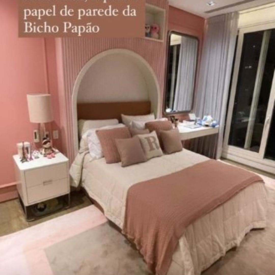 Tici Pinheiro mostrou aos fãs como está o quarto todo rosa de suas filhas e impressionou os fãs (Reprodução - Instagram) Tici Pinheiro mostrou aos fãs como está o quarto todo rosa de suas filhas e impressionou os fãs (Reprodução - Instagram)