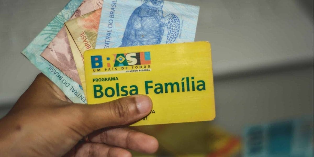 Alerta para quem tem cadastro no Bolsa Família - Foto Reprodução Internet Alerta para quem tem cadastro no Bolsa Família - Foto Reprodução Internet